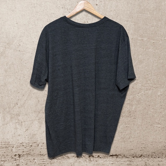 The North Face Graphic Tee - Picture 2 of 3